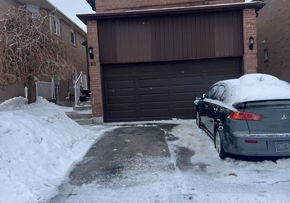 80-atkins-circle-brampton-ontario-w12812792
