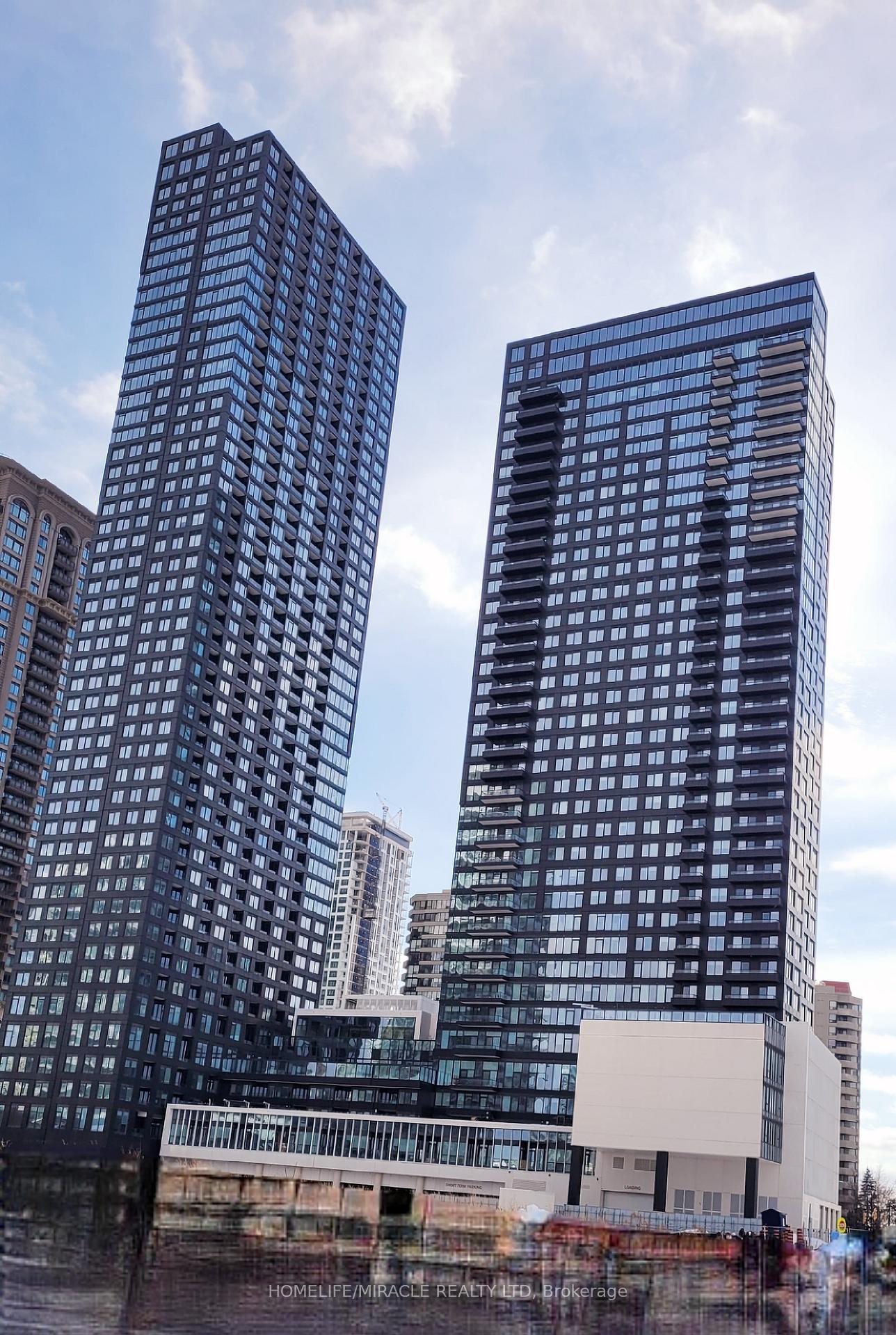 395-square-one-drive-mississauga-ontario-w12812826