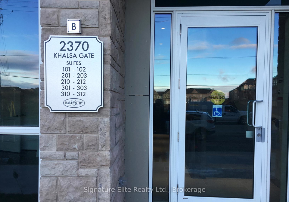 2370-khalsa-gate-oakville-ontario-w12812914