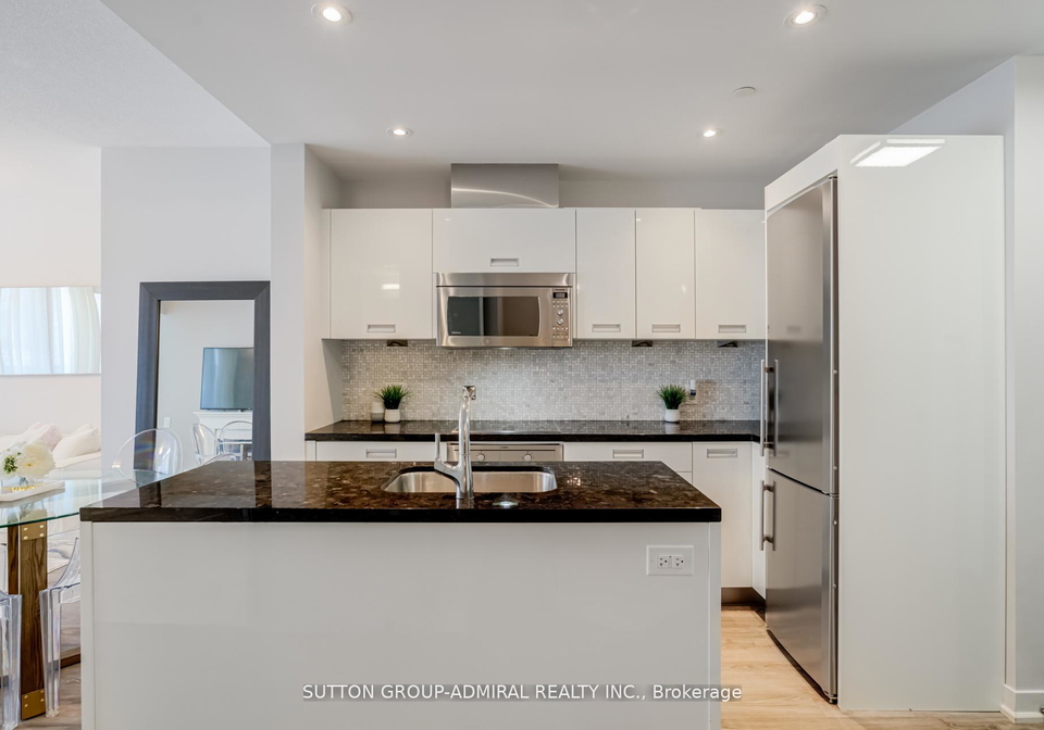 90-park-lawn-road-etobicoke-ontario-w12813142