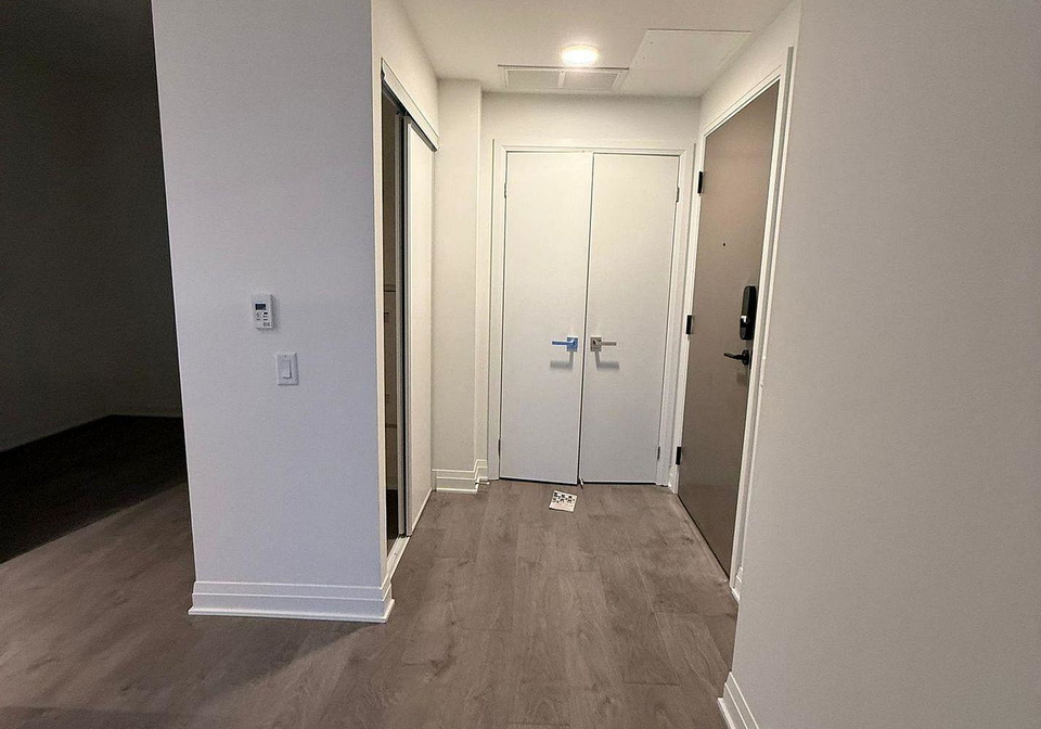 4015-the-exchange-mississauga-ontario-w12814004