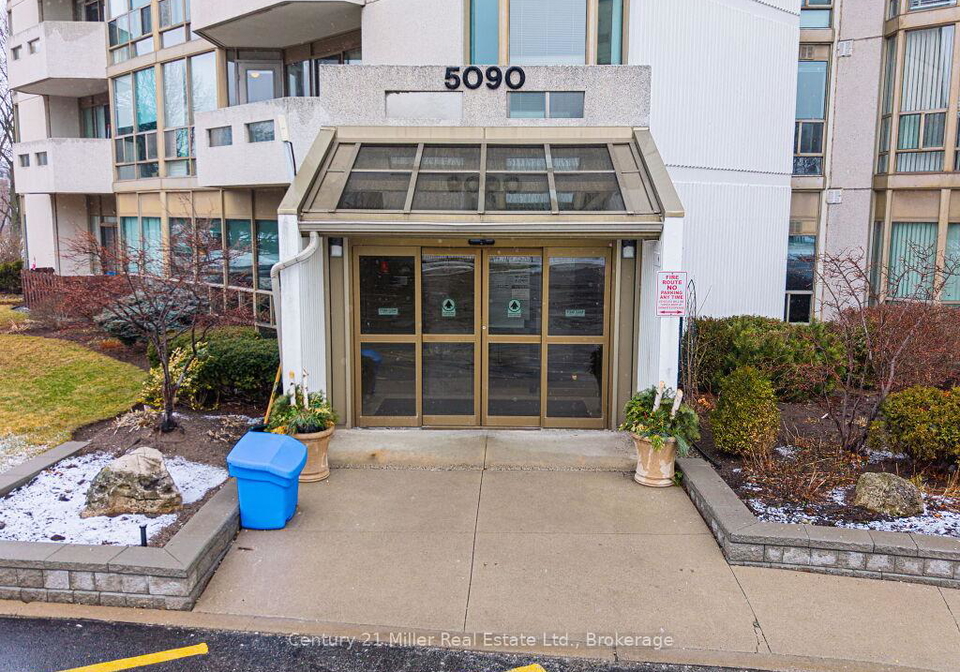 5090-pinedale-avenue-burlington-ontario-w12814306