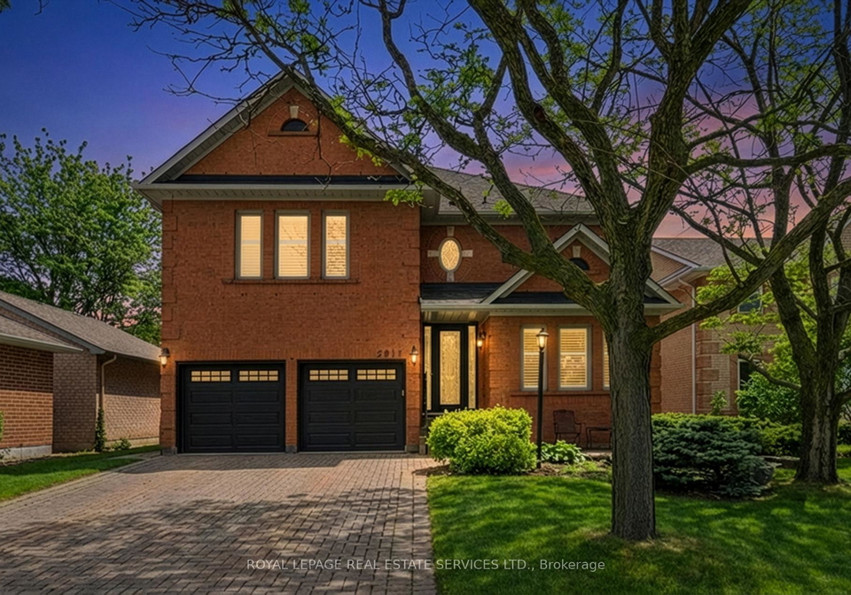 2017-peak-place-oakville-ontario-w12814534