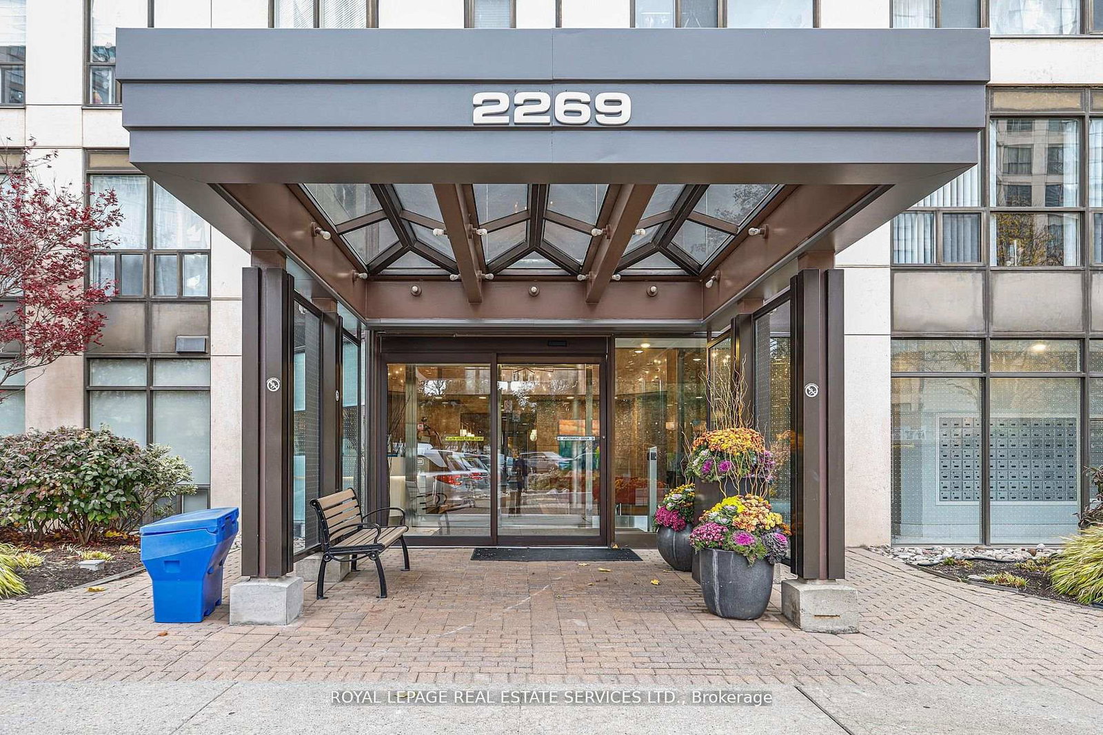 2269-lake-shore-boulevard-w-etobicoke-ontario-w12814716
