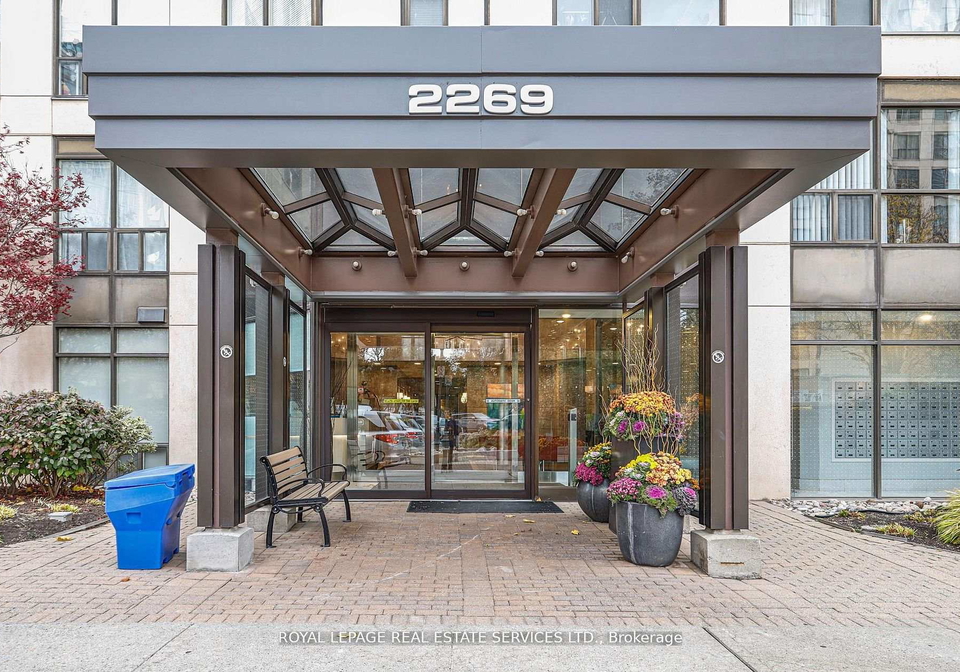 2269-lake-shore-boulevard-w-etobicoke-ontario-w12814716