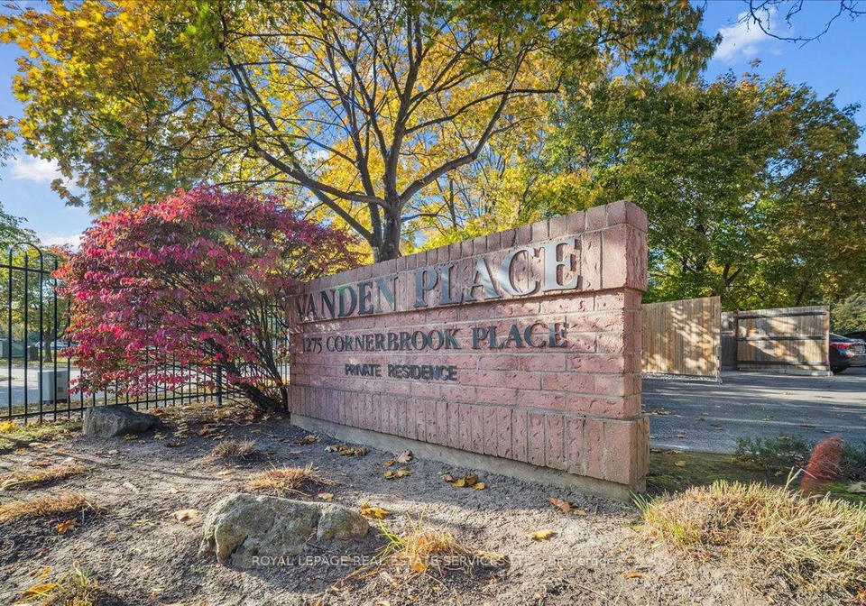1275-cornerbrook-place-mississauga-ontario-w12815012