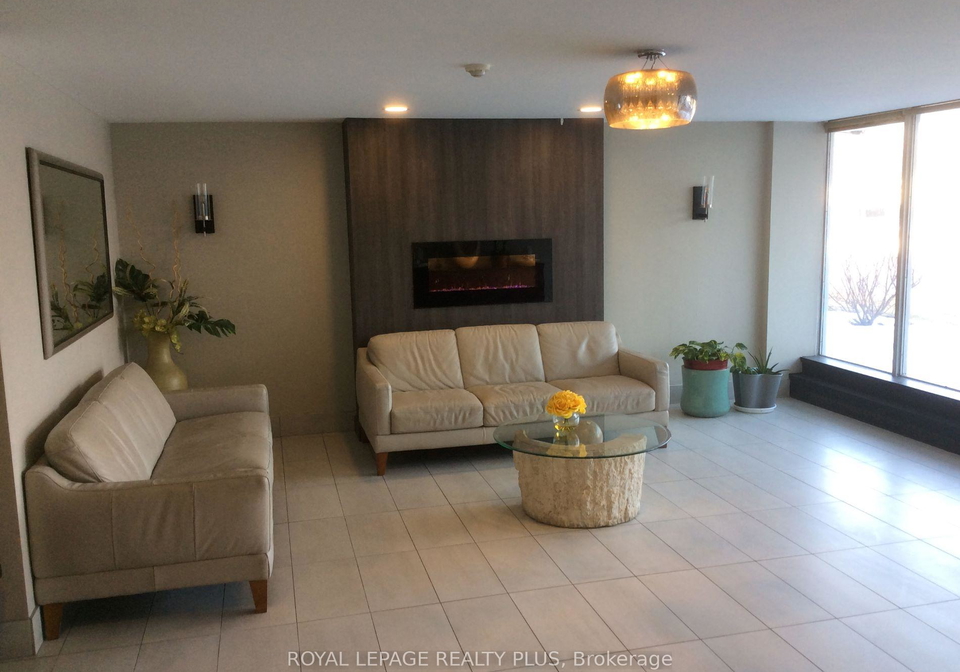 1100-caven-street-mississauga-ontario-w12815072