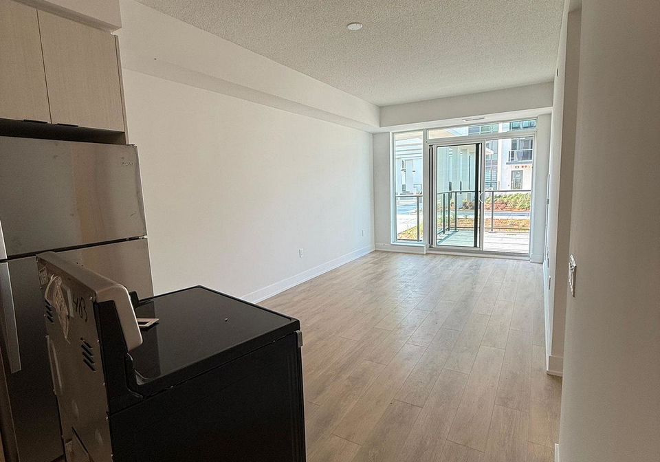 204-burnhamthorpe-road-e-mississauga-ontario-w12815396