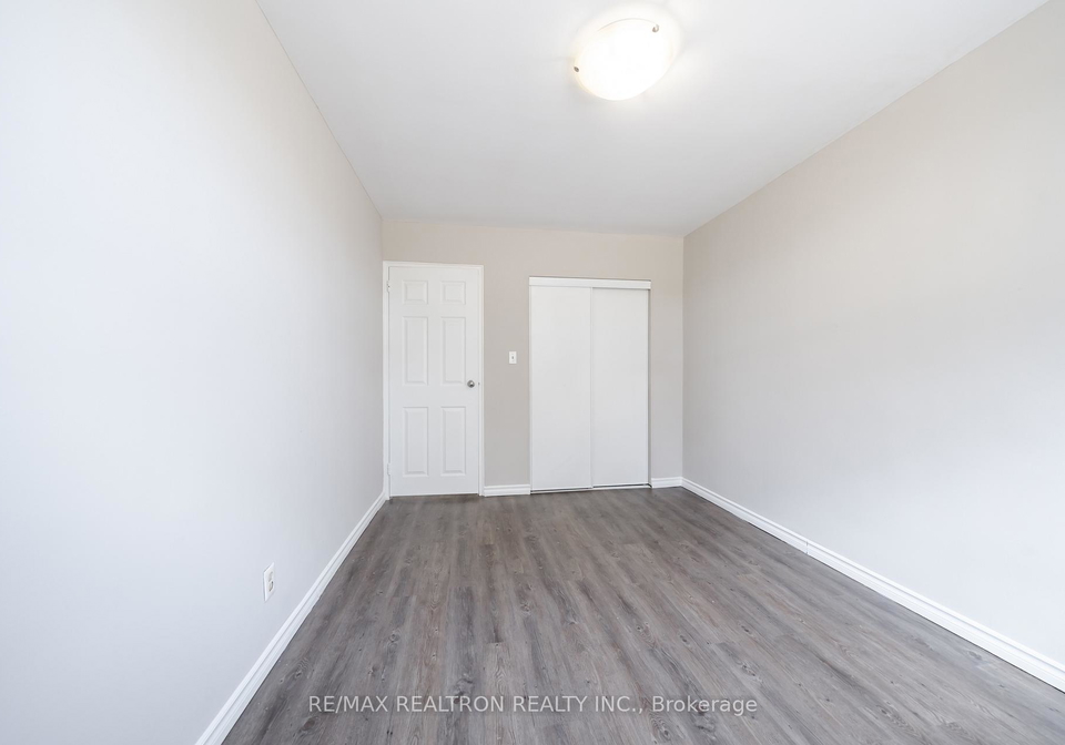 2043-prospect-street-e-burlington-ontario-w12815404
