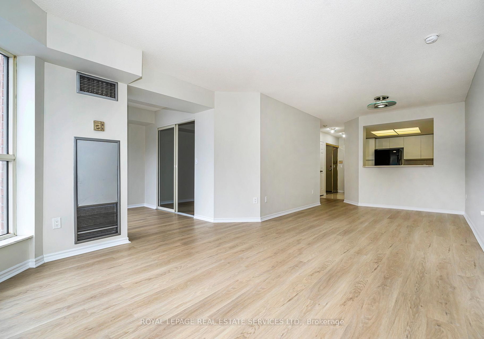 325-webb-drive-mississauga-ontario-w12815410