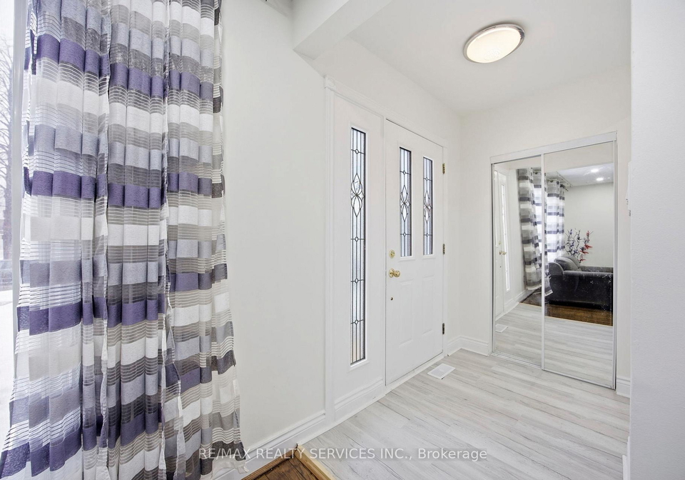 21-radwinter-drive-etobicoke-ontario-w12815450