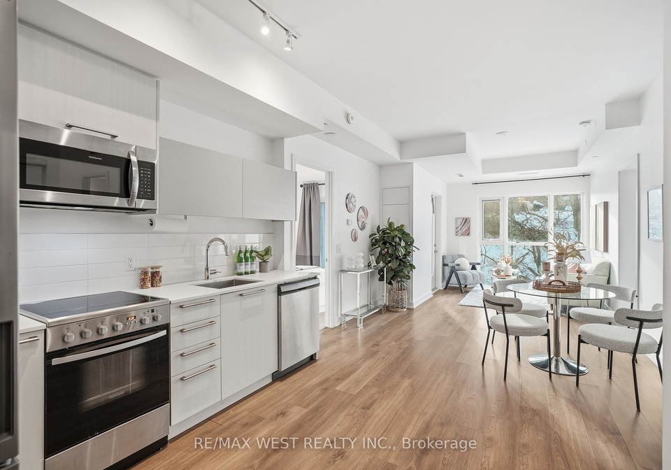 25-neighbourhood-lane-etobicoke-ontario-w12815662