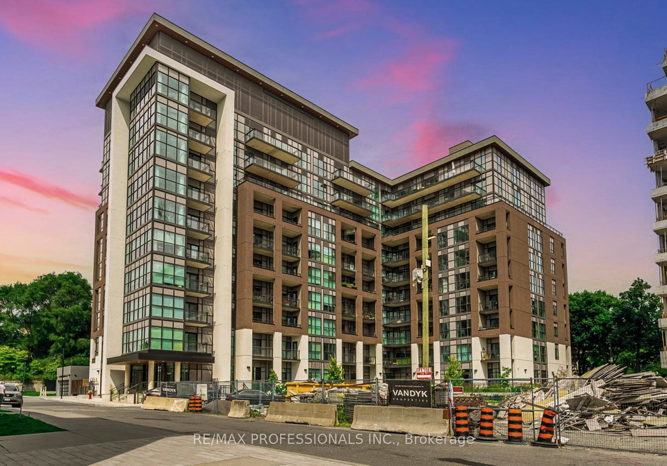 25-neighbourhood-lane-etobicoke-ontario-w12816152