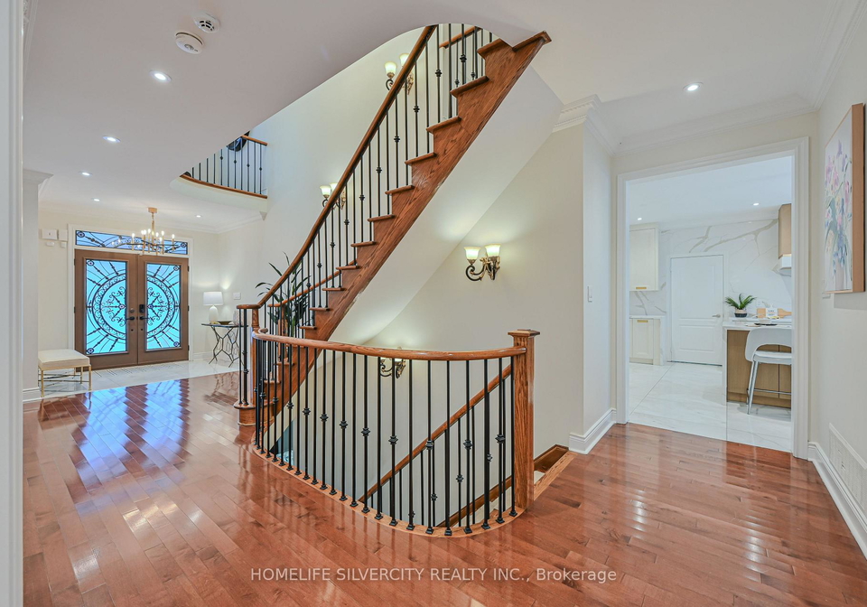 5-highvalley-circle-brampton-ontario-w12816358