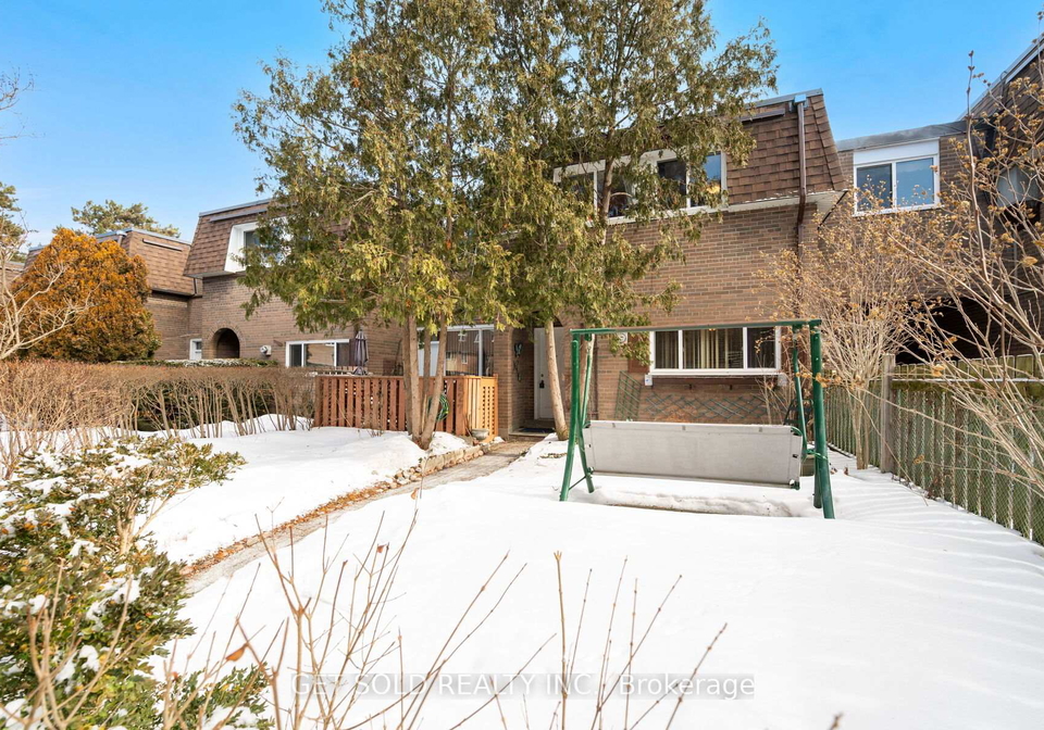 20-tandridge-crescent-etobicoke-ontario-w12816374