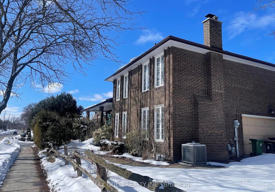 12-kingsview-boulevard-etobicoke-ontario-w12816738