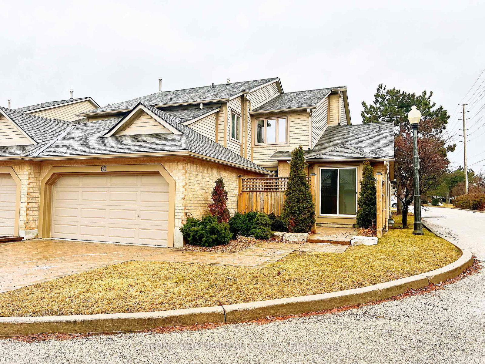1725-the-chase-mississauga-ontario-w12817180