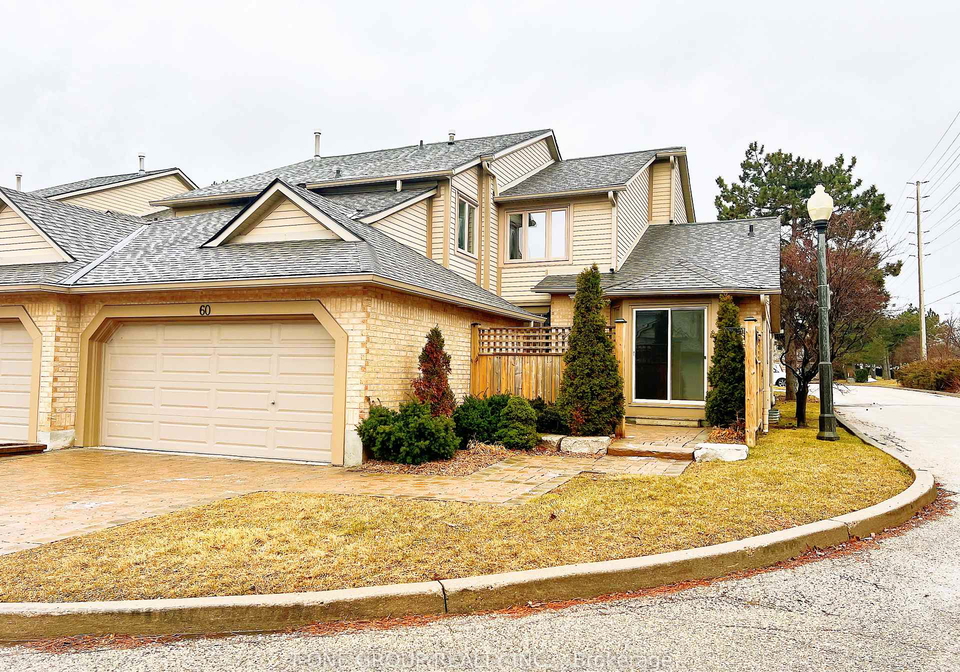1725-the-chase-mississauga-ontario-w12817180