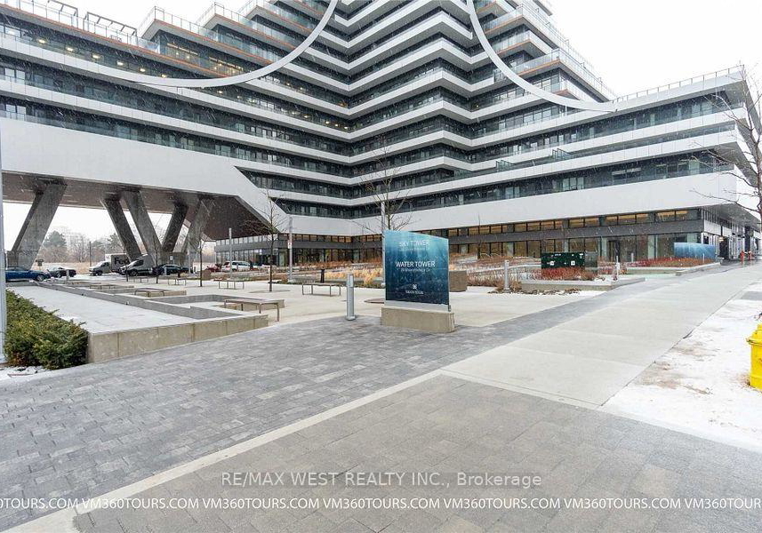 30-shore-breeze-drive-etobicoke-ontario-w12817286
