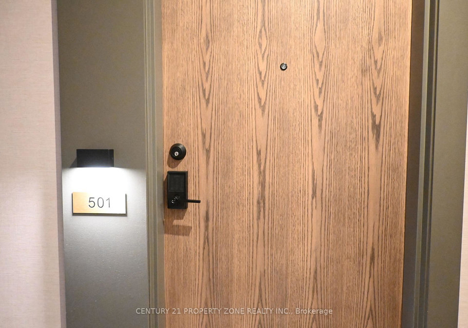 1035-southdown-road-mississauga-ontario-w12817308