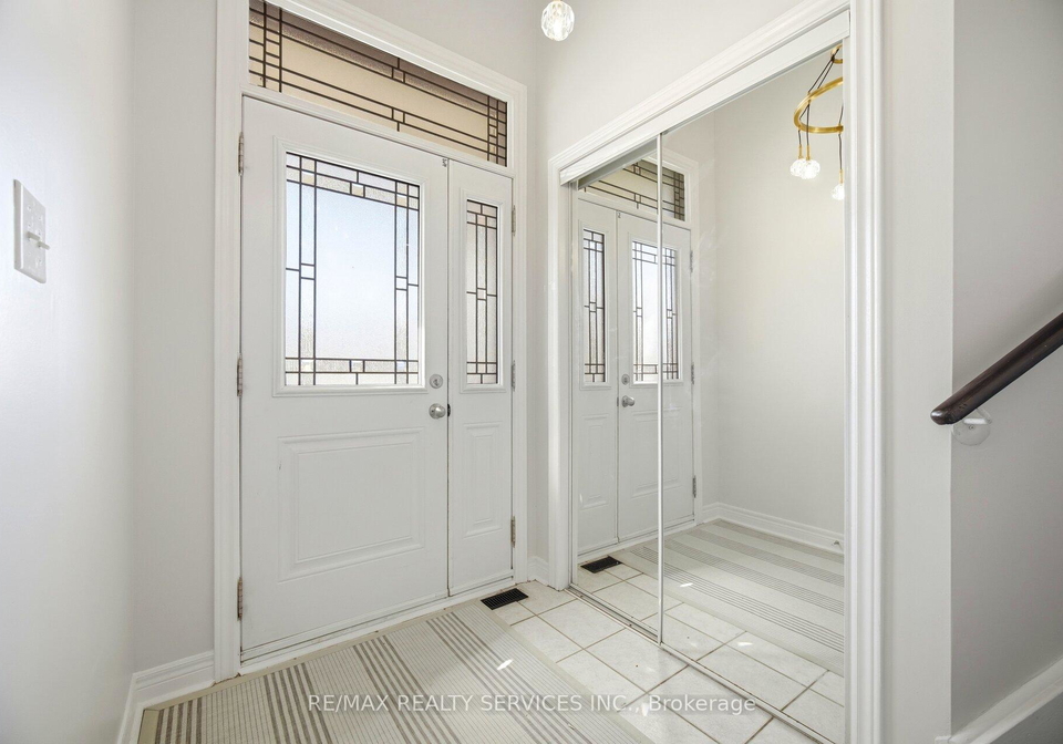 23-wandering-trail-drive-brampton-ontario-w12817944