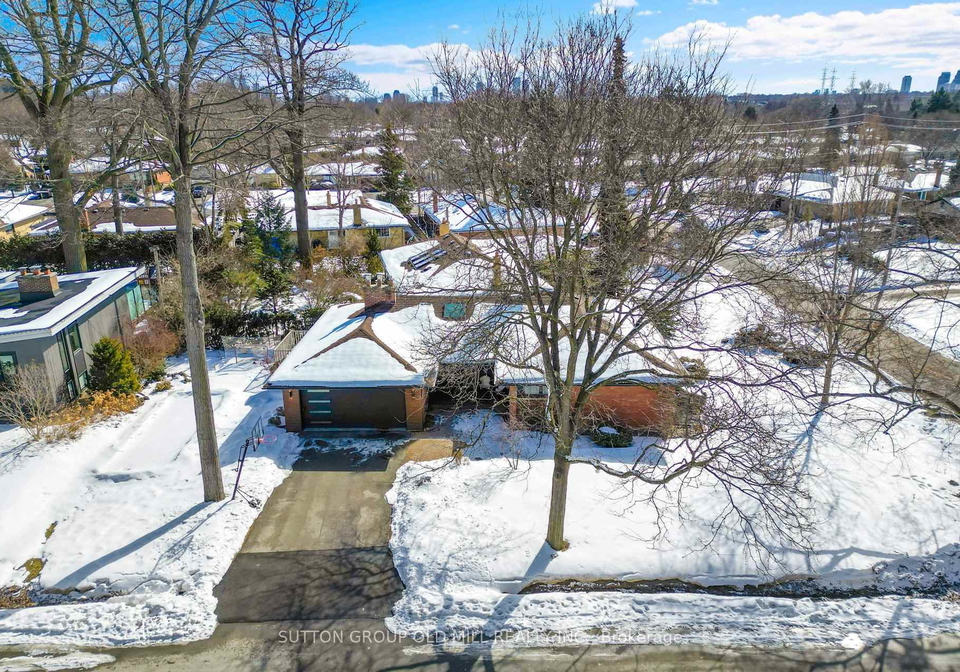 1-farningham-crescent-etobicoke-ontario-w12818100