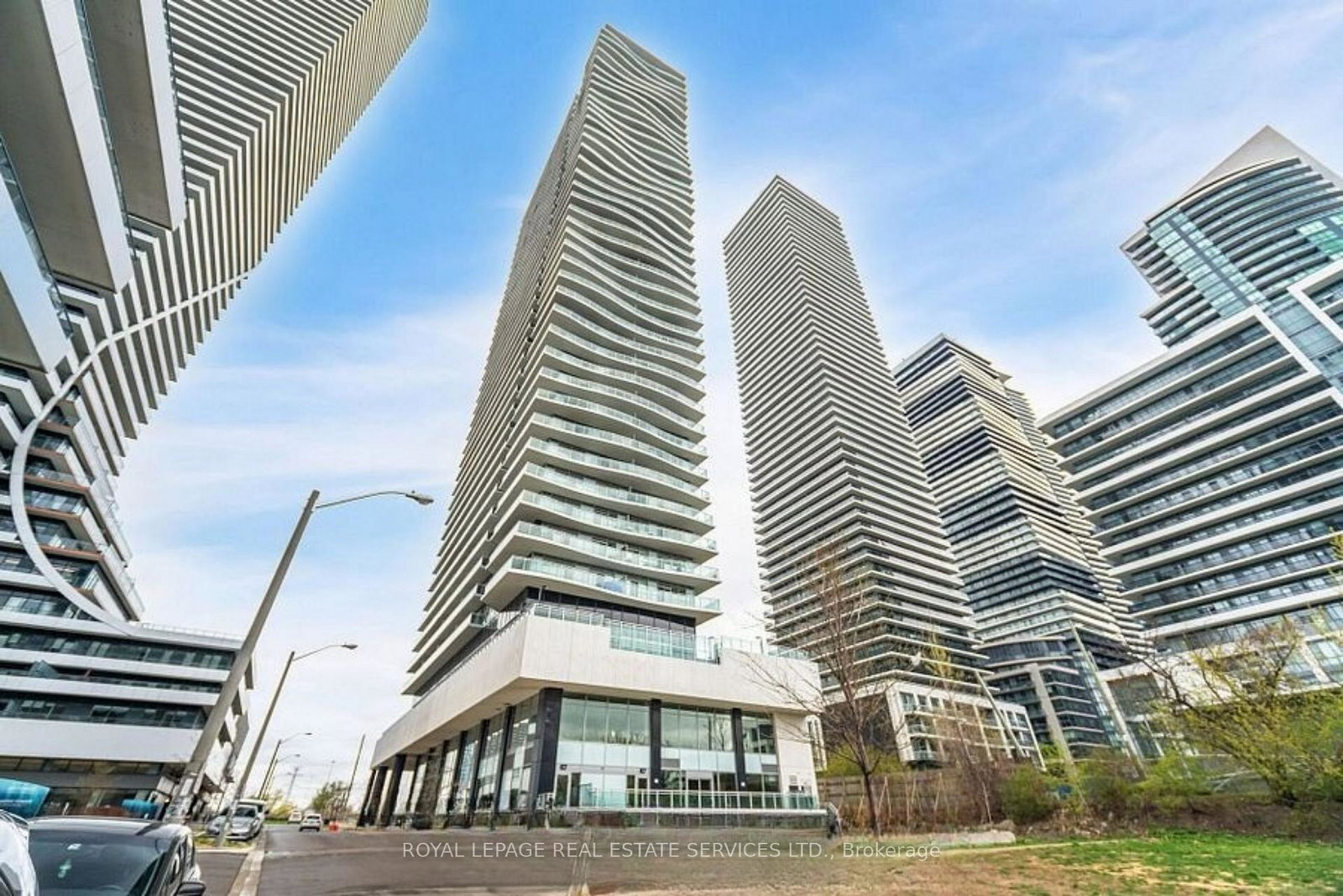 33-shore-breeze-drive-etobicoke-ontario-w12819062