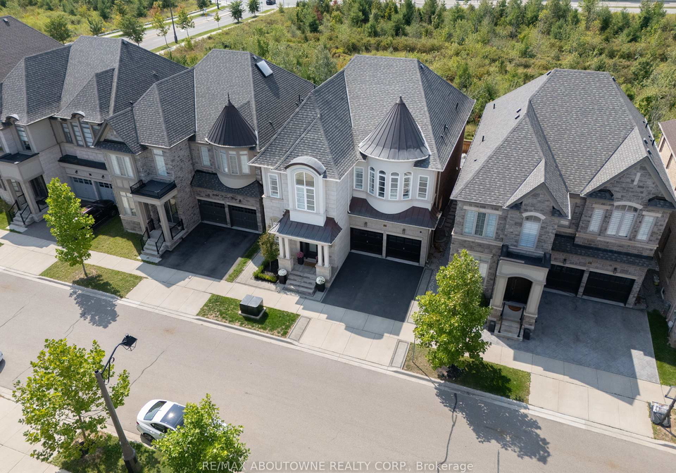 3100-daniel-way-oakville-ontario-w12819172