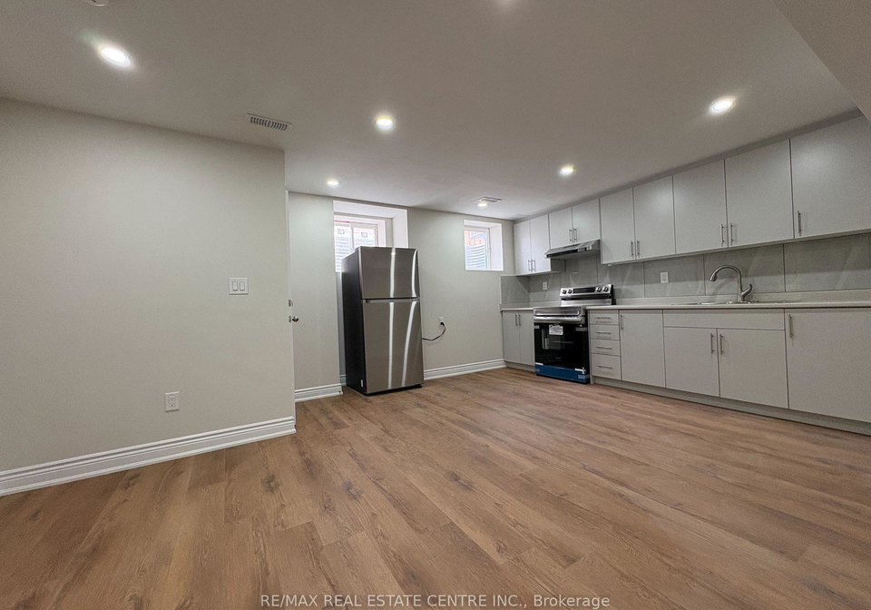 4-divers-road-brampton-ontario-w12819198