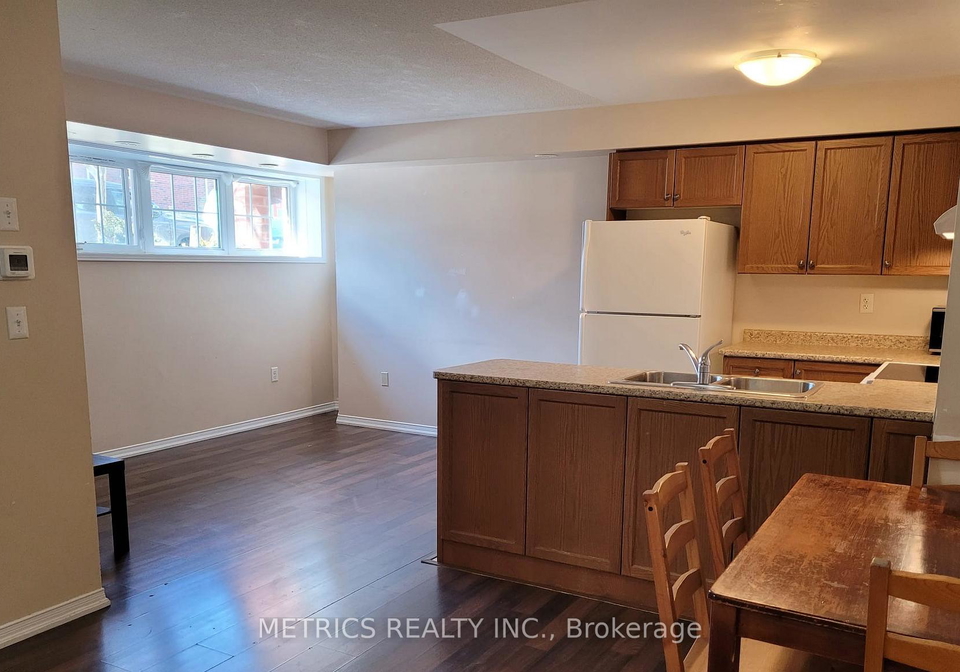 141-isaac-devines-boulevard-s-york-ontario-w12819568