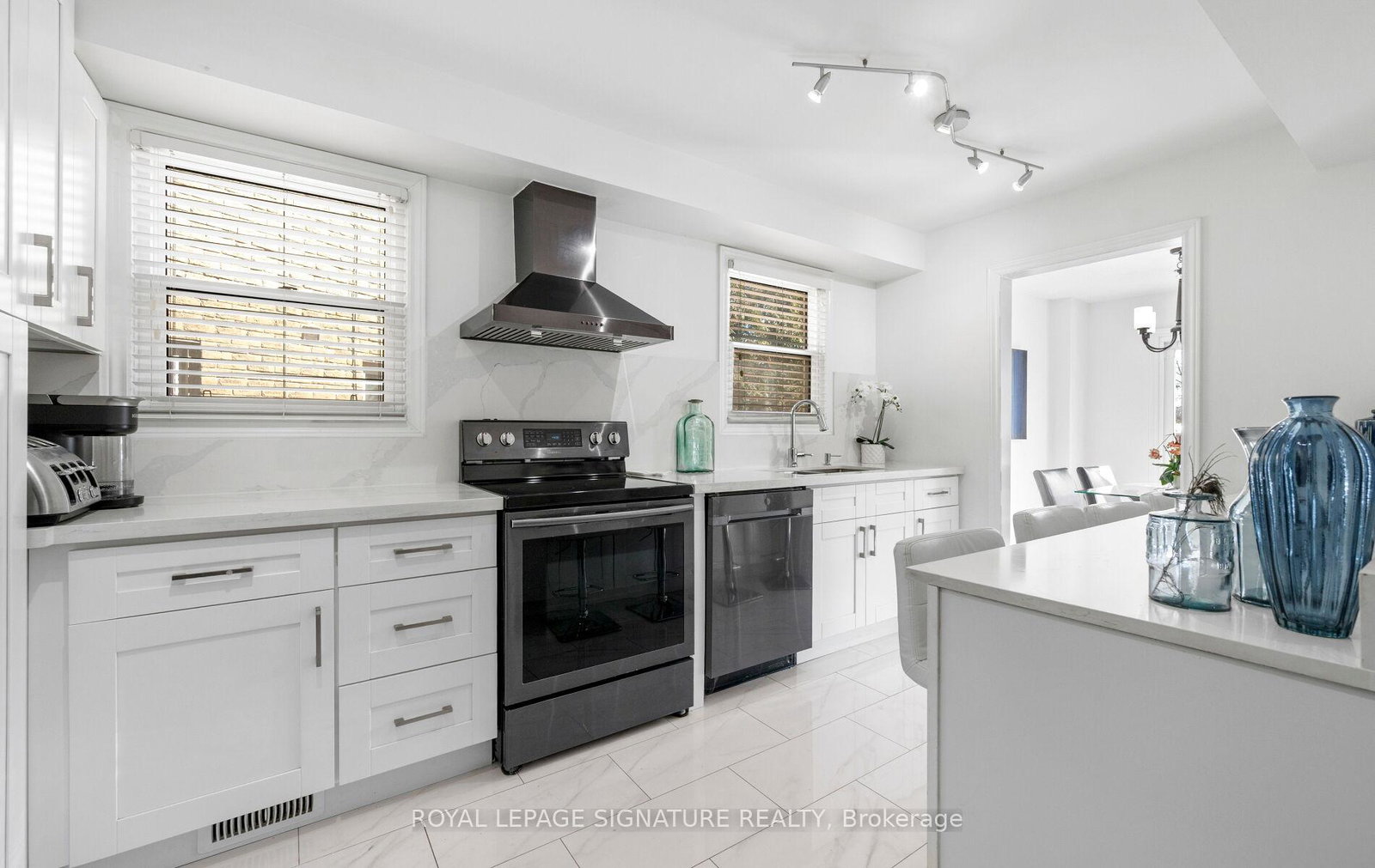 2094-farrier-mews-mississauga-ontario-w12819570