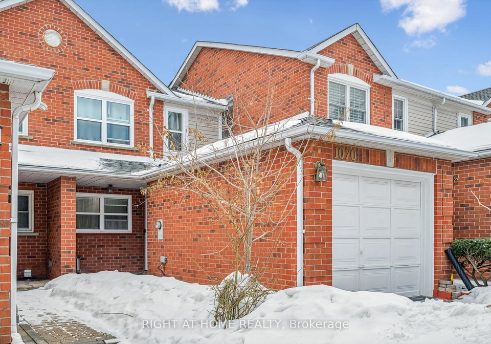1070-queens-avenue-oakville-ontario-w12819846