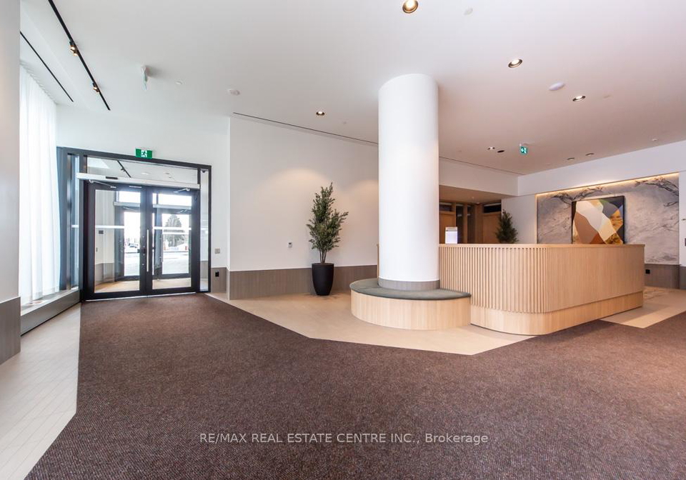 395-square-one-drive-mississauga-ontario-w12821420