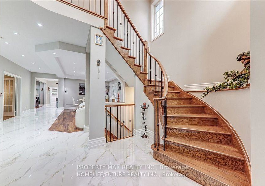 28-billancourt-crescent-brampton-ontario-w12821450