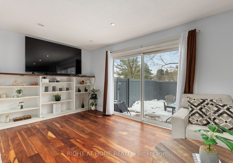 120-falconer-drive-mississauga-ontario-w12821462
