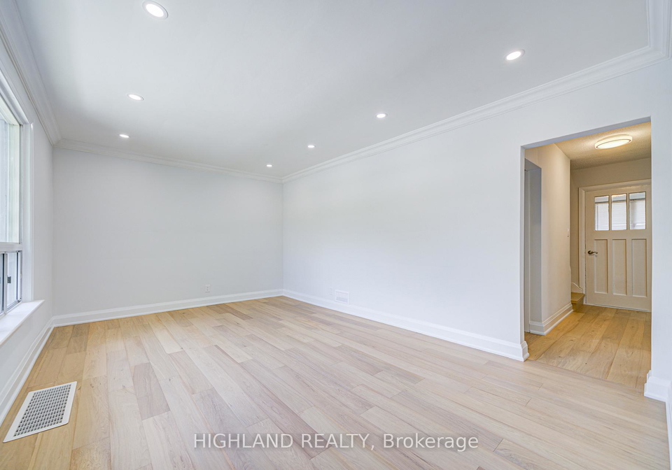 38-esmond-crescent-etobicoke-ontario-w12821688