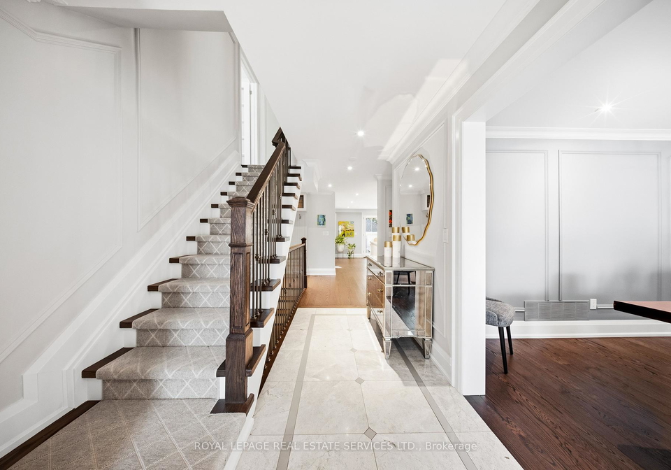 82-dunedin-drive-etobicoke-ontario-w12821714