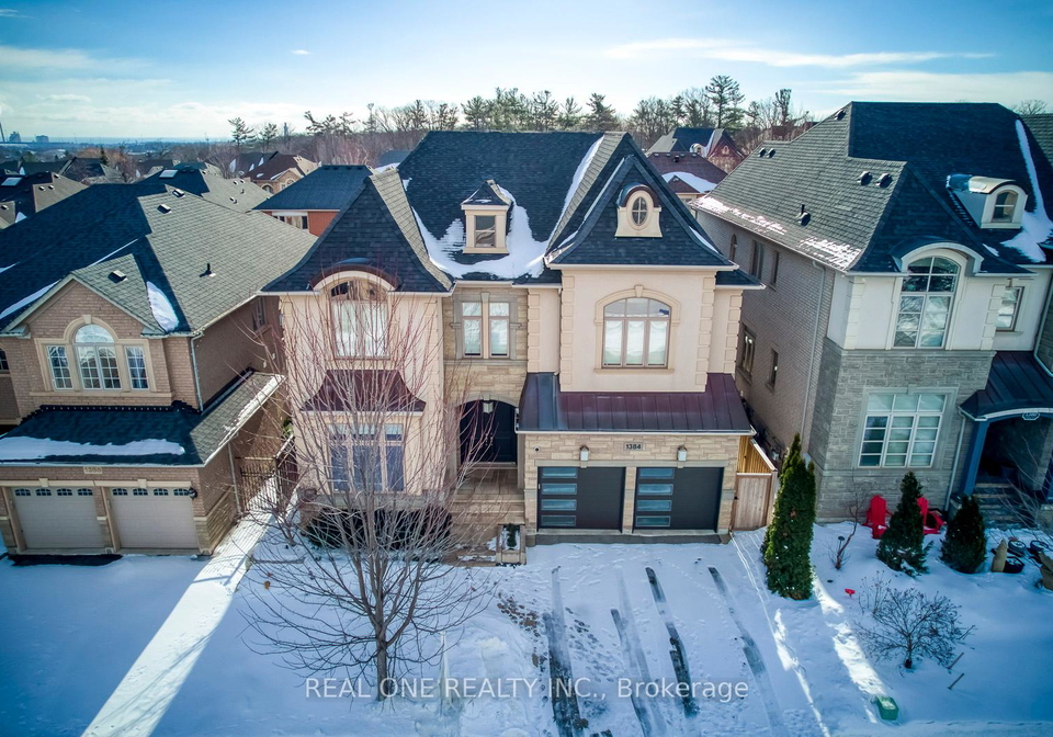 1384-pinery-crescent-oakville-ontario-w12821838