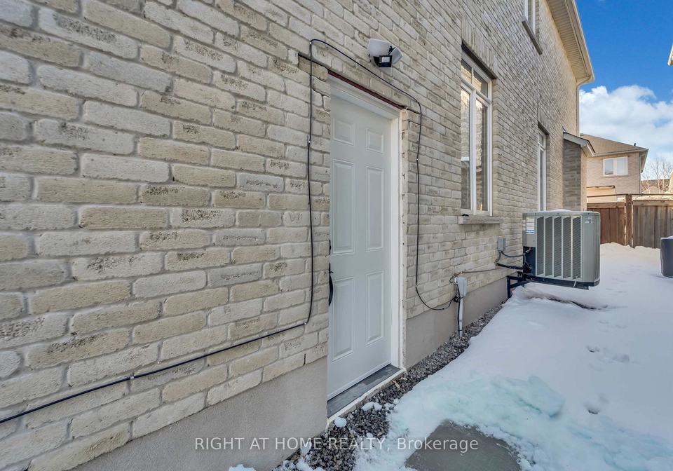 3253-liptay-avenue-oakville-ontario-w12822458
