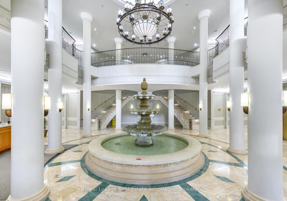 25-kingsbridge-garden-circle-mississauga-ontario-w12822922