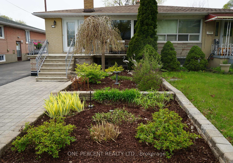 4-cameo-crescent-toronto-ontario-w12822996
