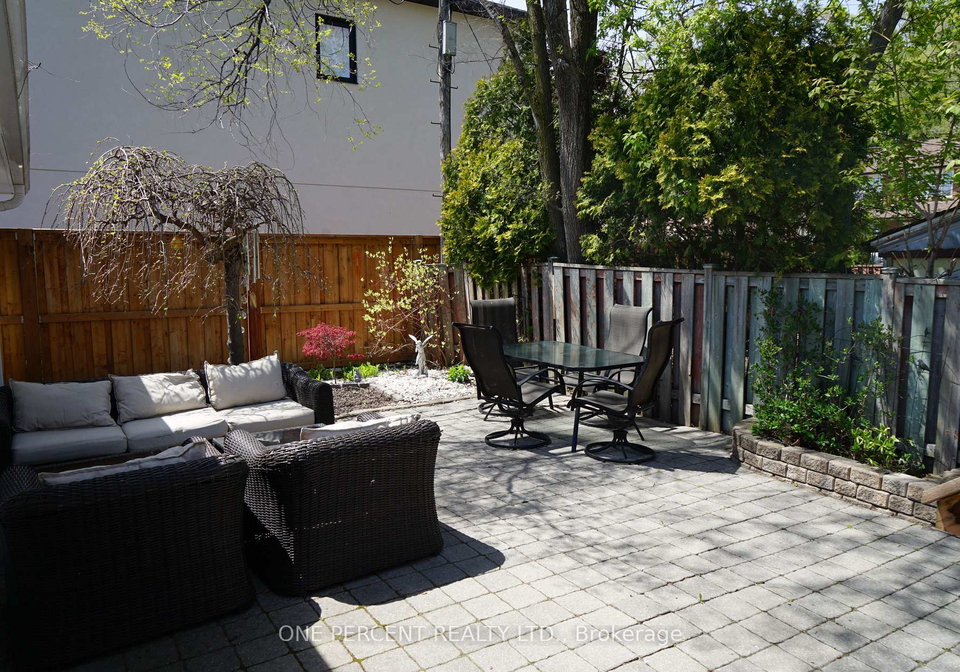 4-cameo-crescent-toronto-ontario-w12822996
