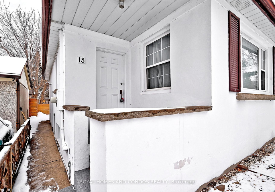 13-forty-first-street-etobicoke-ontario-w12823388