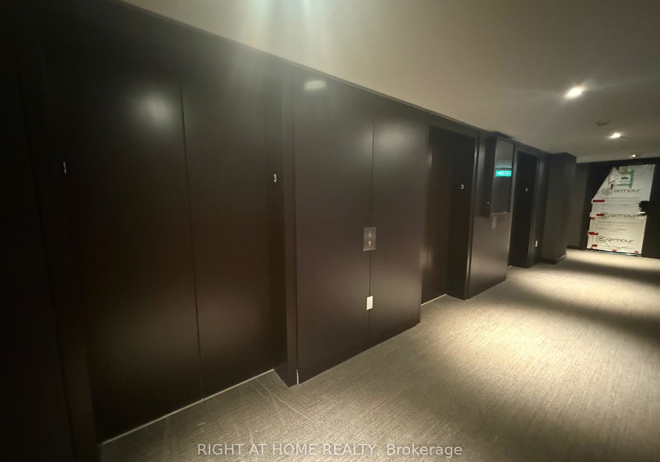 448-burnhamthorpe-road-w-mississauga-ontario-w12823424