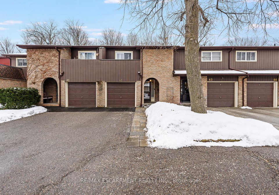 2301-cavendish-drive-burlington-ontario-w12823444
