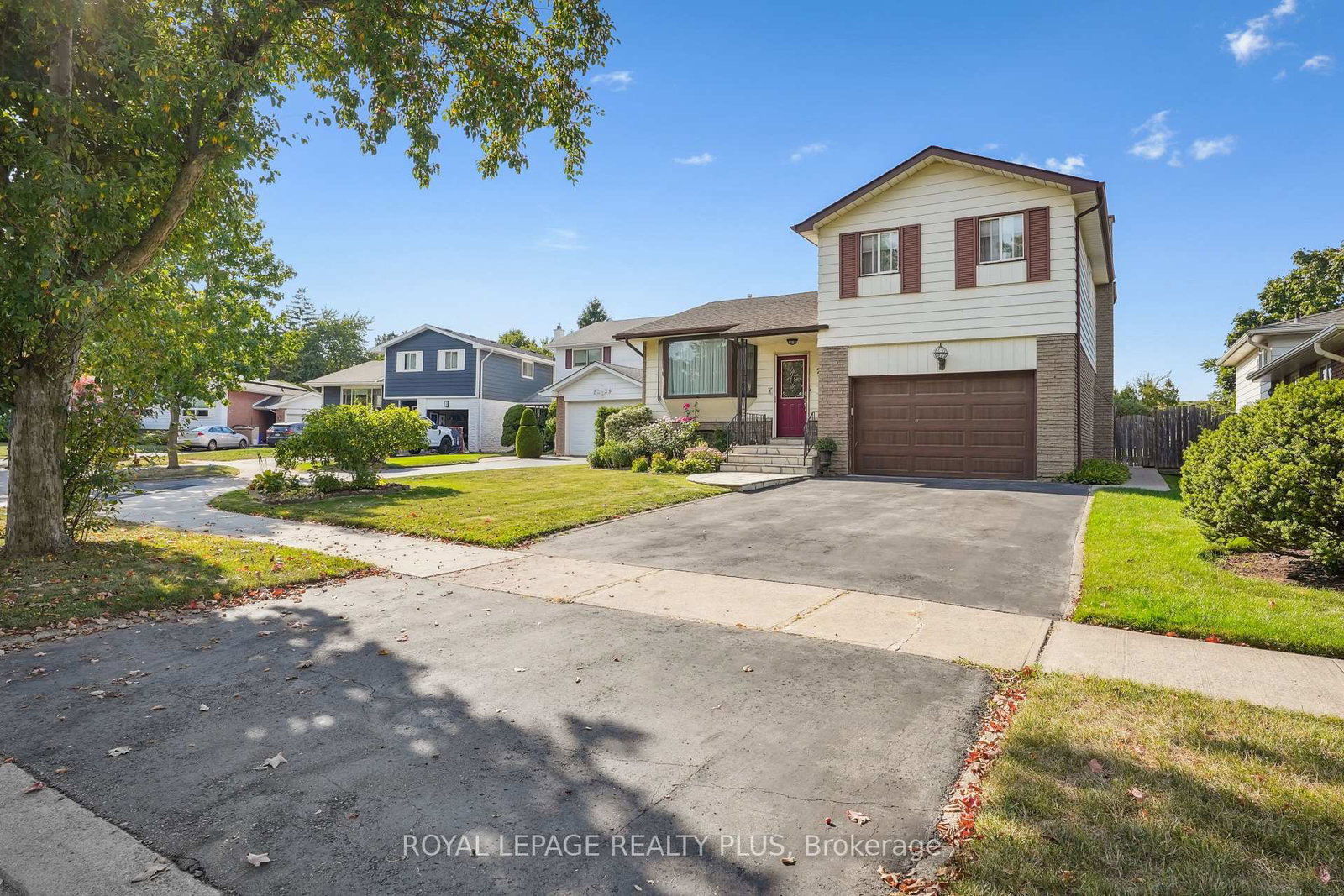2335-wyandotte-drive-oakville-ontario-w12823450