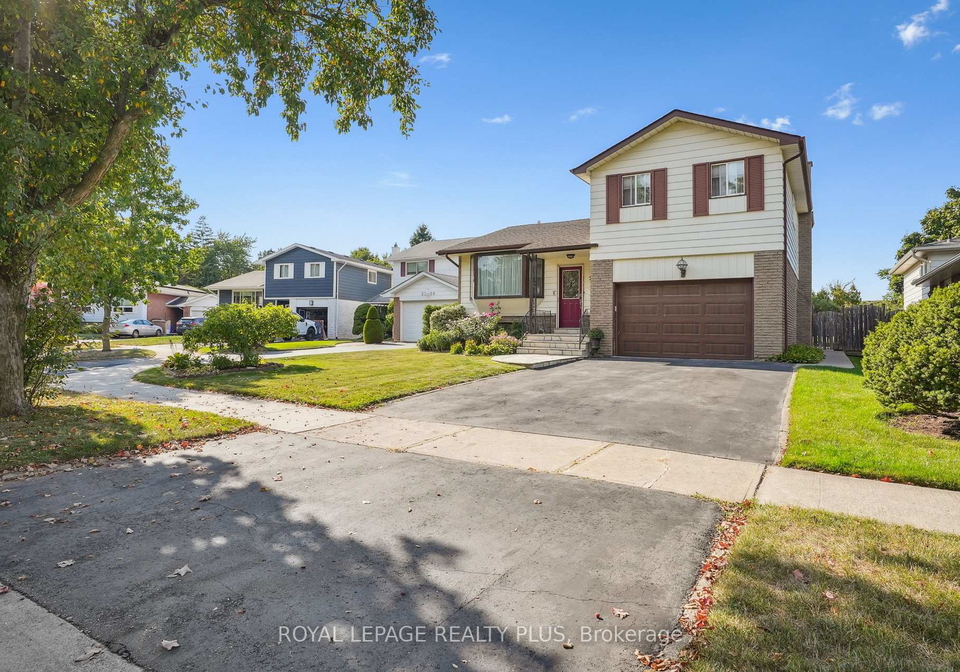 2335-wyandotte-drive-oakville-ontario-w12823450