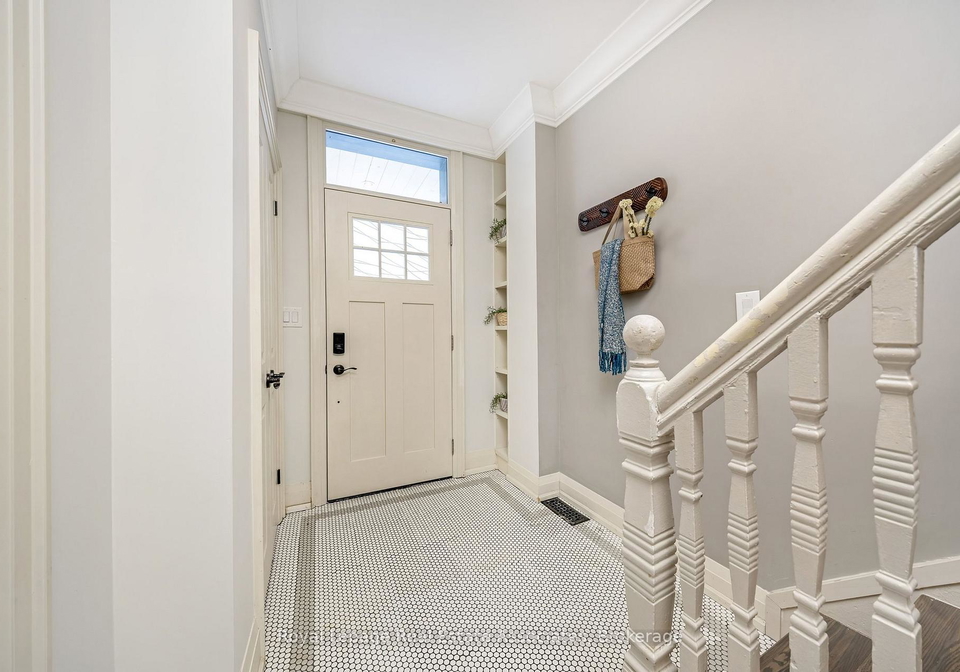 136-poplar-avenue-halton-hills-ontario-w12823490