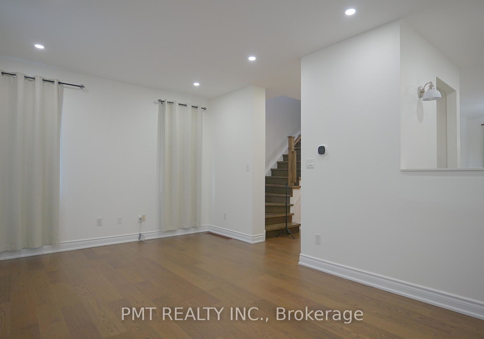 7155-magistrate-terrace-mississauga-ontario-w12823534