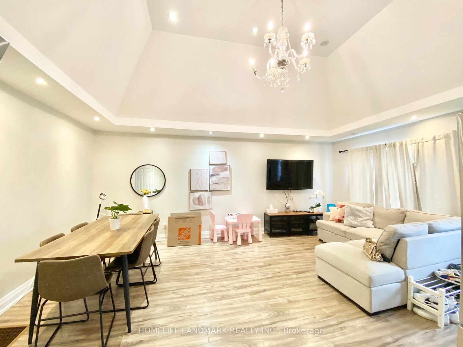 689-jane-street-toronto-ontario-w12823700